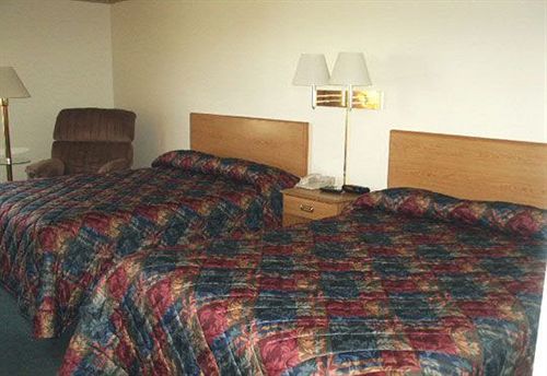Dutch Country Inn Kalona Экстерьер фото